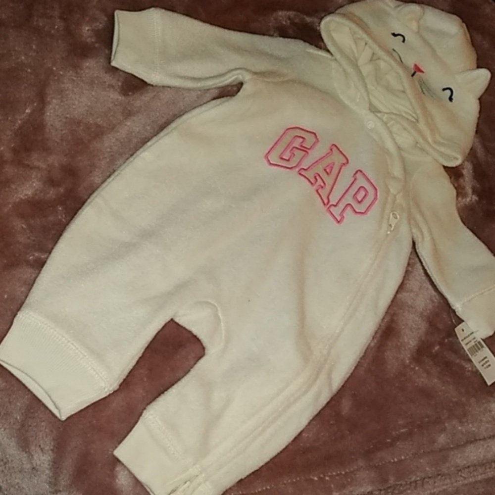Bodysuit long sleeve baby girl gap 0-3